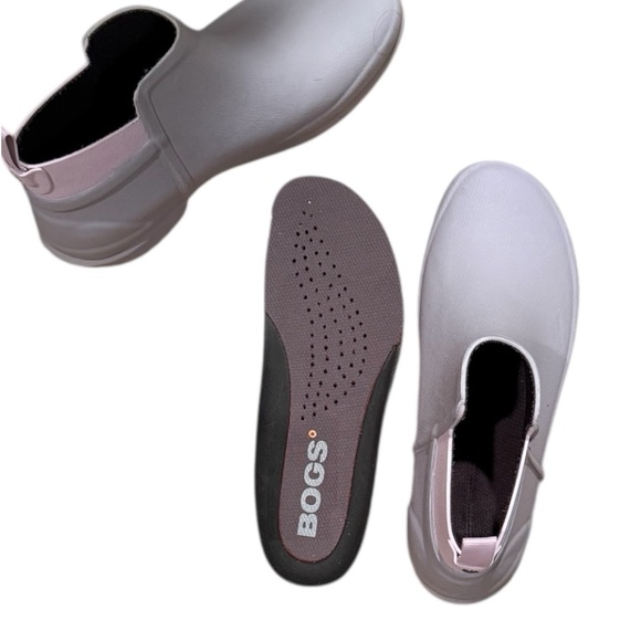 BOGS Flora Chelsea waterproof bootie gray lavender 8 NEW - Picture 7 of 7